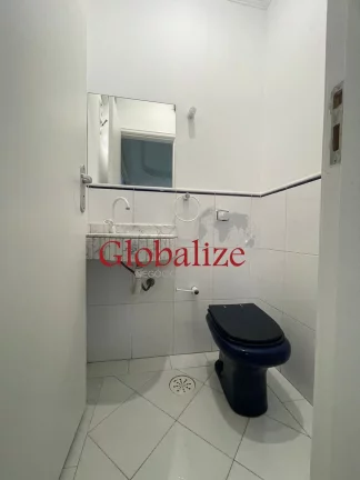 Imagem Sobreposta Duplex com Piscina Privativa à venda com 3 Suítes e 2 Vagas no Bairro do Embaré em Santos por R$ 1.600.000,00