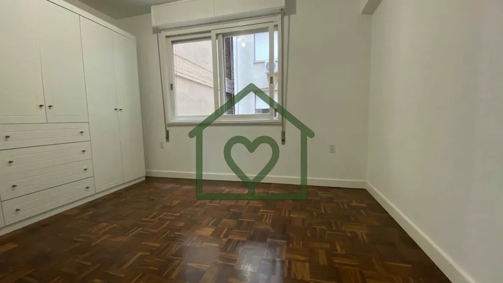 Imagem Apartamento de 2 dormitórios no Centro Histórico! Excelente apartamento, em prédio tradicional, a...