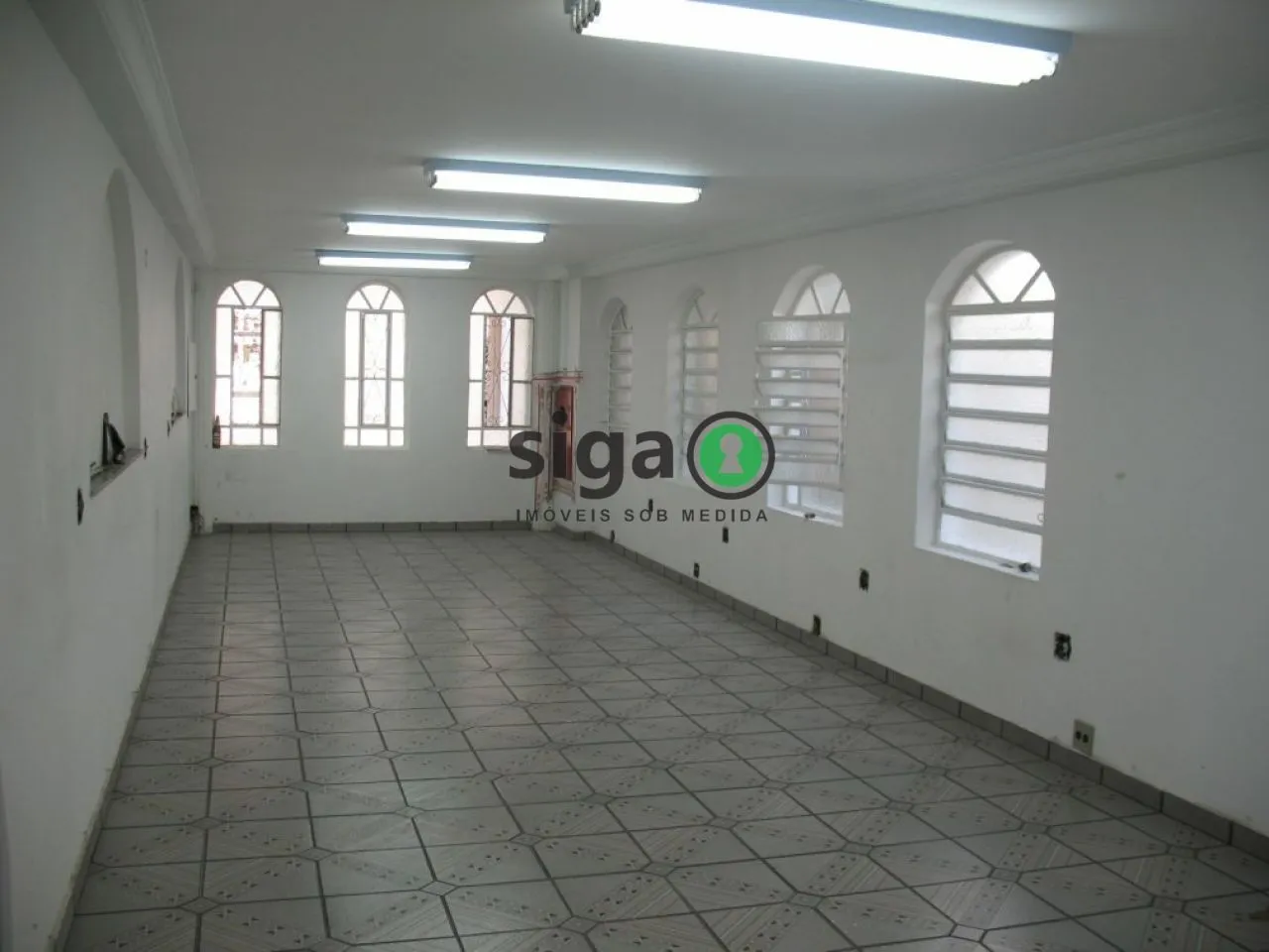 Imagem Prédio Industrial e Comercial à Venda no Tatuapé 1.749m², 4 Pavimentos, Monta Carga e Estrutura Co
