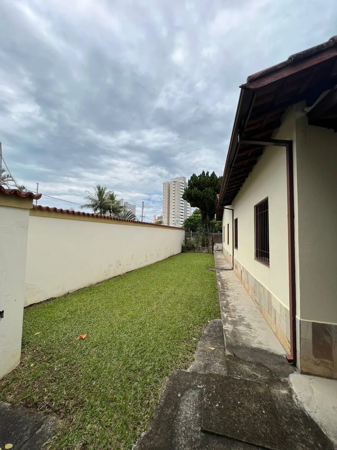 Imagem Casa à venda 5 Quartos, 2 Suites, 7 Vagas, 821M², Jardim das Nações, Taubaté - SP