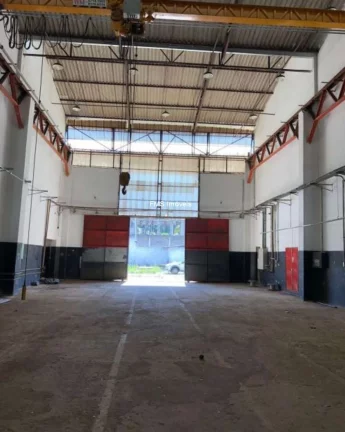 Imagem Galpão com 2000m2 terreno de 5000m2 em Mairinque/SP.