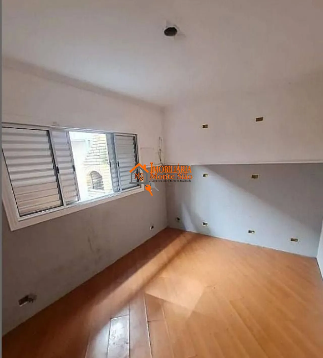 Imagem Sobrado com 5 dormitórios à venda, 250 m² por R$ 1.272.000,00 - Jardim Santa Mena - Guarulhos/SP