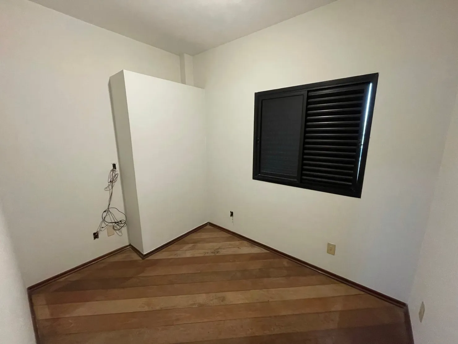 Imagem Apartamento à venda 3 Quartos, 1 Suite, 2 Vagas, 187M², Centro, Taubaté - SP | Condomínio Village Residence