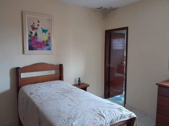 Imagem Sobrado com 3 dormitórios à venda, 180 m² por R$ 750.000,00 - Jardim Quietude - Praia Grande/SP