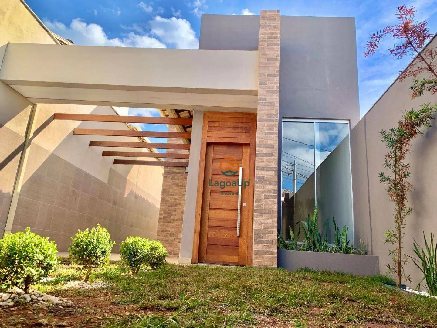 Imagem Casa com 3 dormitórios à venda, 90 m² por R$ 649.000,00 - Portal do Sol - Lagoa Santa/MG
