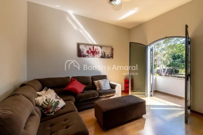 Imagem Casa à venda no Parque Taquaral, em Campinas/SP. Com 4 dormitórios, sendo 2 suítes com closet e h...