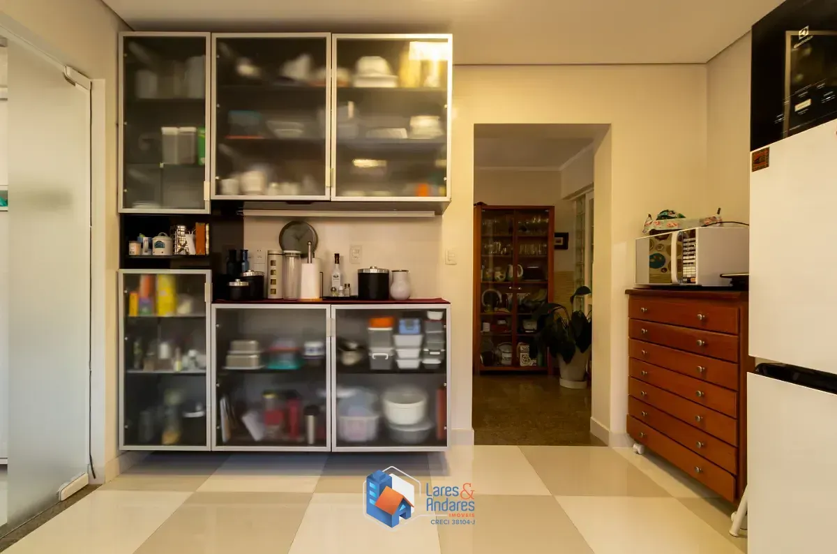 Imagem Casa para venda em Alto da Lapa com 3 quartos, sendo 3 suítes, 310m²