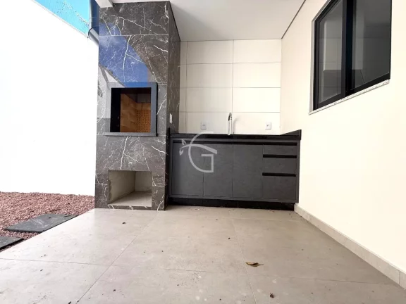 Imagem Casa Geminada à venda no Bairro Santo Antônio, por 650 mil