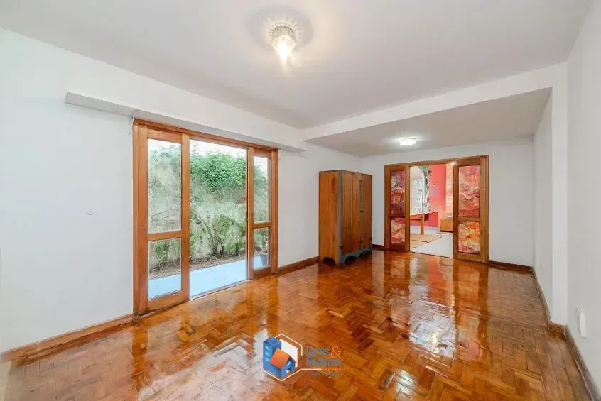 Imagem Casa para venda em Vila Pompéia com 4 quartos, sendo 4 suítes, 231m²