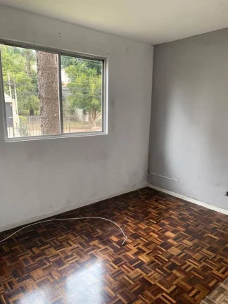 Imagem Apartamento Térreo no Portão com 3 Quartos - R$350 mil