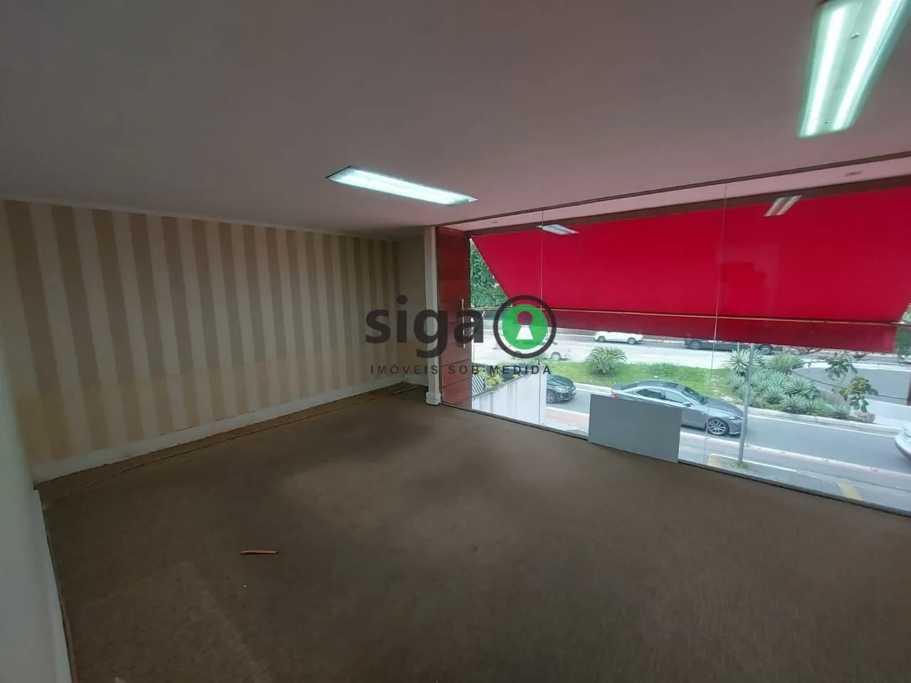 Imagem Casa Comercial para Locação em Pinheiros, com 350m² com 8 vagas, Sem mobilia