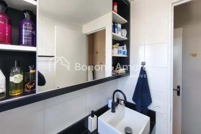 Imagem No bairro Vila Satúrnia, este apartamento de 57m² se destaca pela praticidade e pelo bom aproveita...