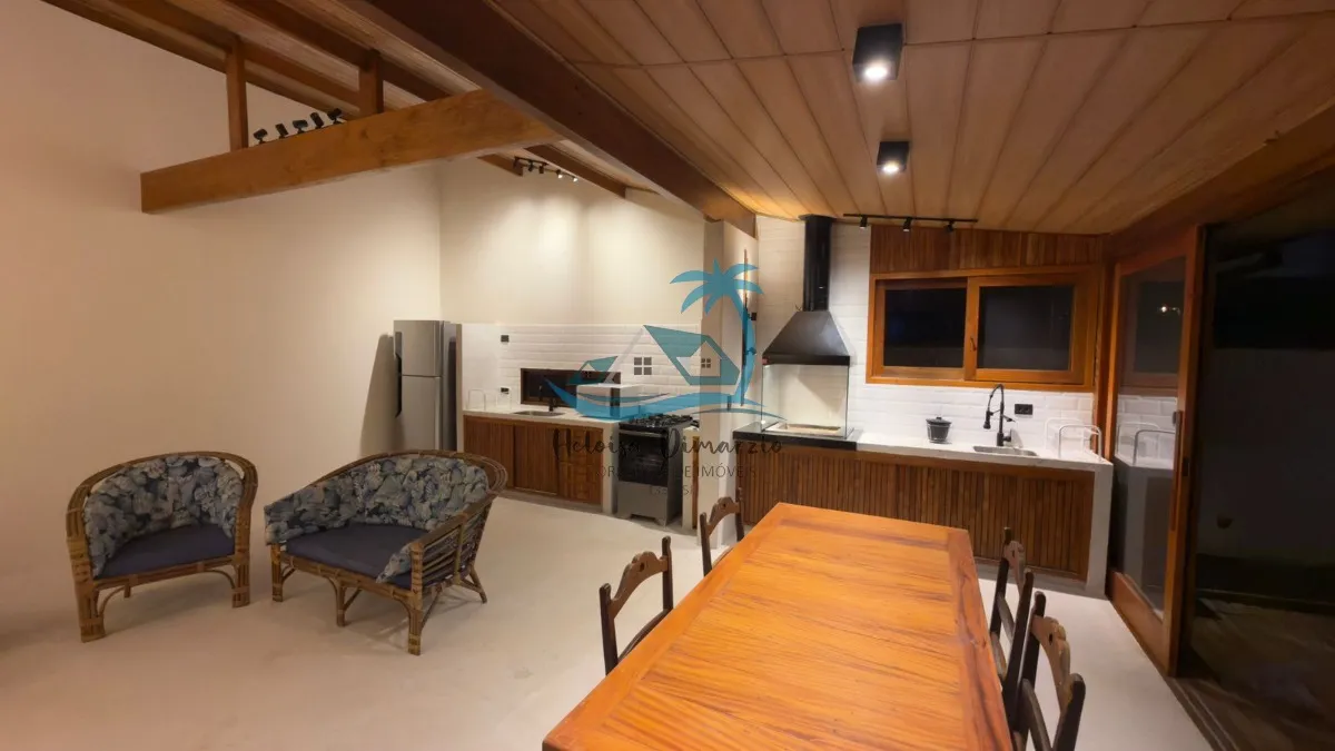 Imagem Casa térrea a venda no melhor bairro de Ubatuba, Barra da Lagoa, próximo à rua Guarani.