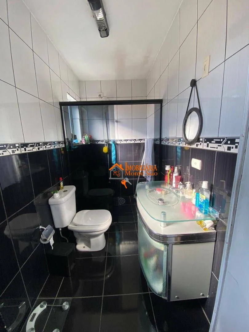 Imagem Sobrado a venda com 360m² de terreno, com 4 casas no bairro Jardim Vila Galvão - Guarulhos/SP