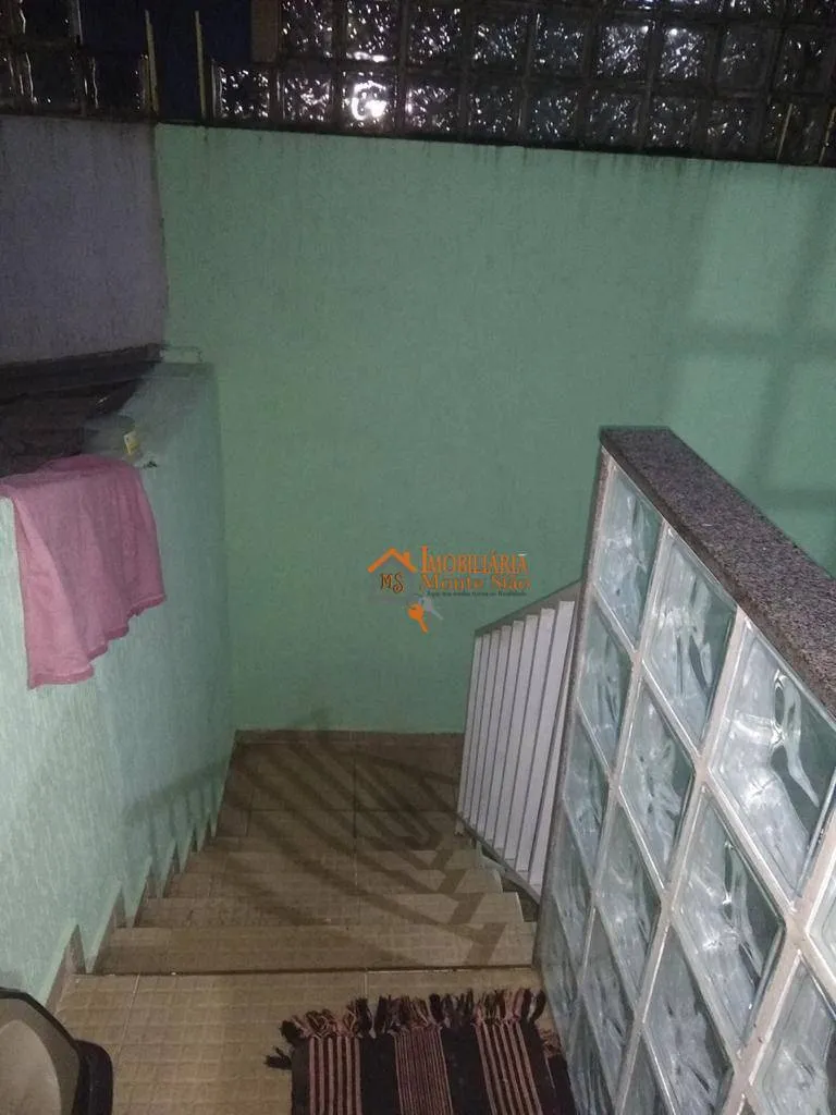 Imagem Sobrado com 3 dormitórios à venda, 90 m² por R$ 750.000,00 - Vila Hulda - Guarulhos/SP