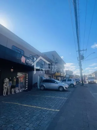 Imagem Imóvel para Investidor Jardim Iririú com Apartamento e Salas Comercias