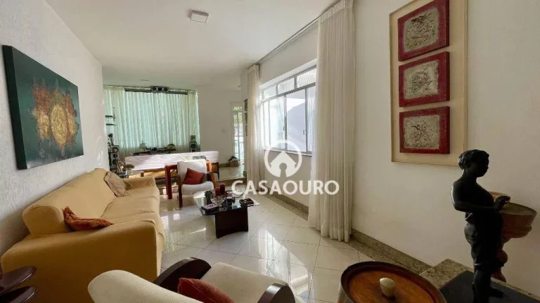 Imagem Casa com 7 quartos à venda, 400 m² por R$ 1.650.000 - São Lucas - Belo Horizonte/MG