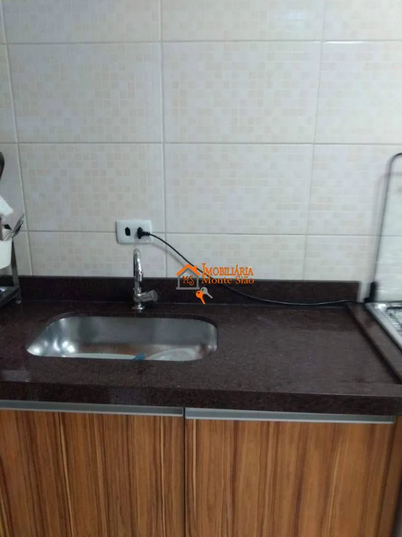 Imagem Apartamento com 2 dormitórios à venda, 54 m² por R$ 239.000,00 - Cidade Soberana - Guarulhos/SP