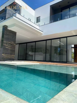 Imagem Casa de Alto Padrão à Venda - 3 suites Piscina - Cond. Alphaville 1