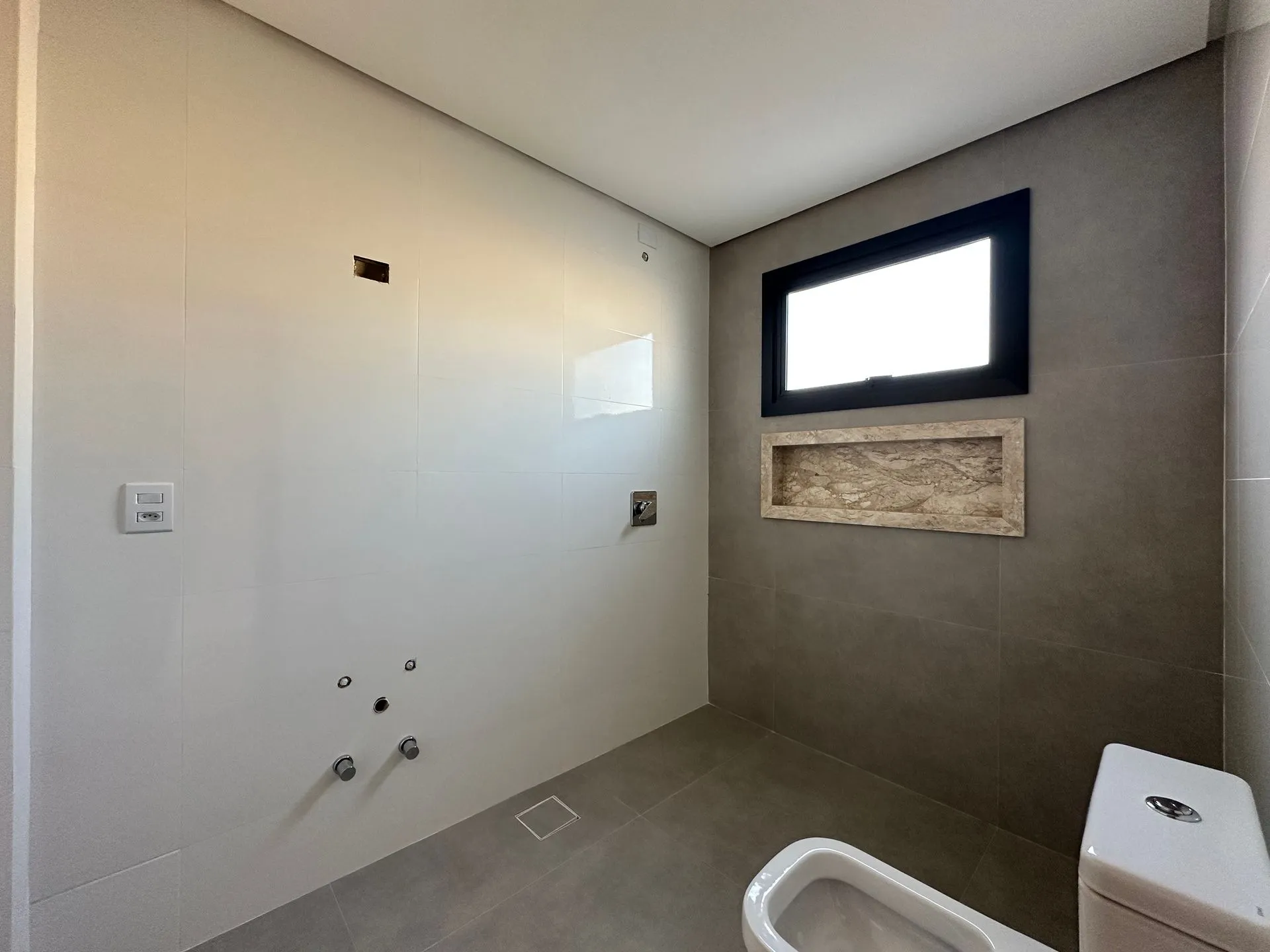 Imagem Triplex à venda em Passo de Torres, Centro, com 3 quartos, 180m2