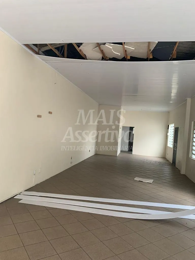 Imagem Ótima sala comercial para locação no bairro Centro em Novo Hamburgo/RS
