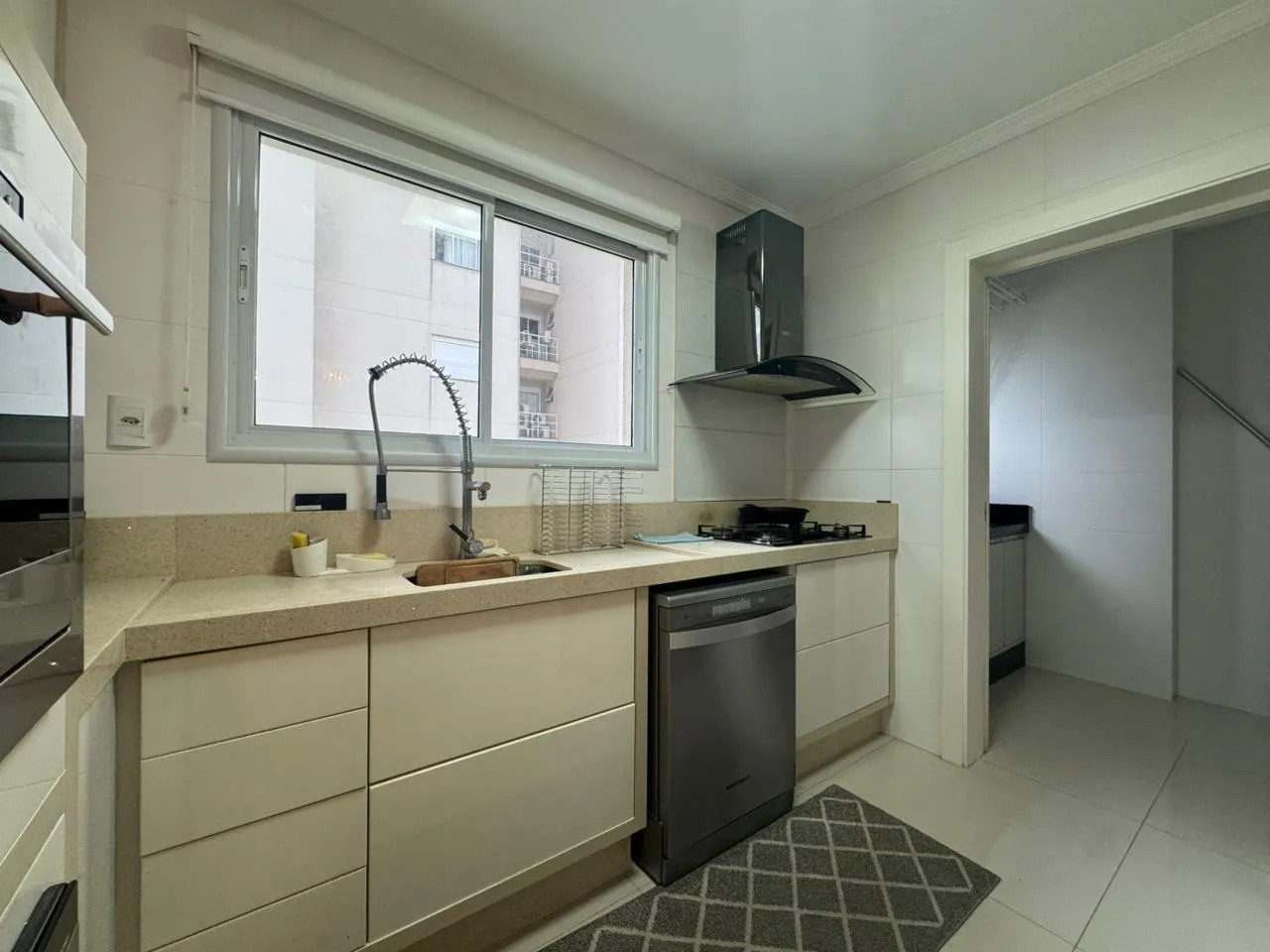 Imagem Apartamento com vista para o mar à venda com 171m2 por R$ 3.500.000,00