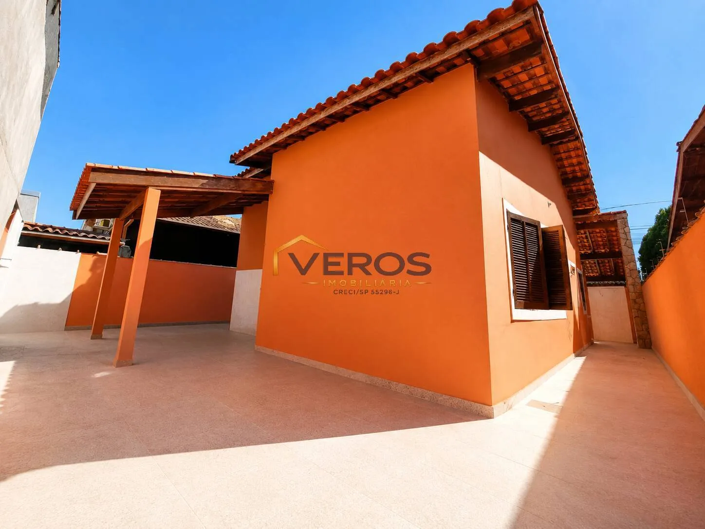 Imagem Casa térrea I Praia das Palmeiras I 3 dormitórios I Locação Definitiva