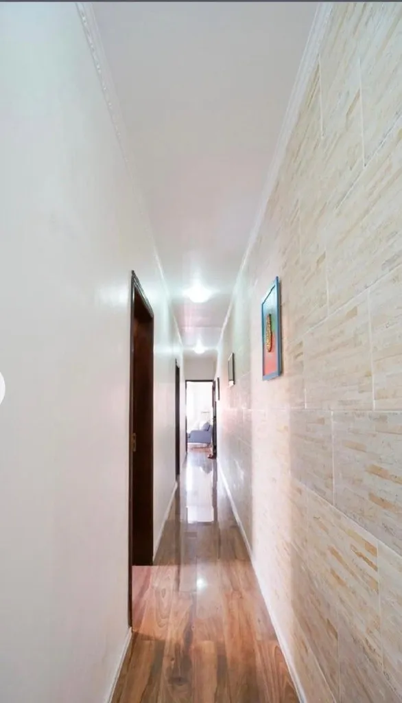 Imagem Casa à venda em São Paulo-SP, Canindé: 5 quartos, 2 banheiros, 2 vagas, 230m²! Confira já!
