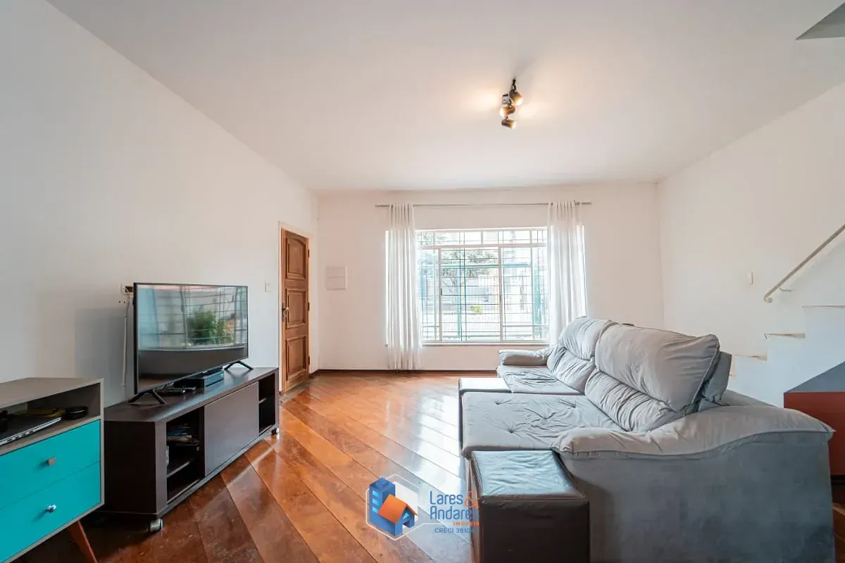 Imagem Casa para venda em Planalto Paulista com 3 quartos, sendo 1 suíte, 150m²
