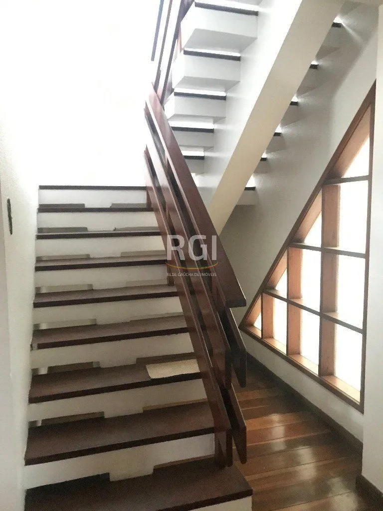 Imagem Cobertura para Venda - 456.37m², 3 dormitórios, sendo 1 suites, 2 vagas - Glória