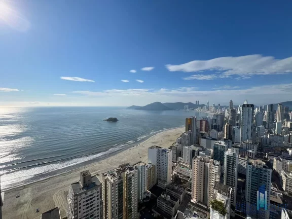 Foto do imóvel Apartamento Quadra Mar para Venda em Balneário Camboriú, CENTRO, 4 dormitórios, 4 suítes, 5 banheiros, 3 vagas em Rua Alvin Bauer
