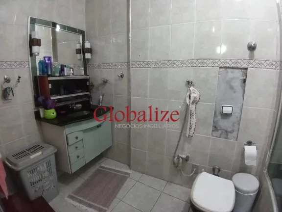 Imagem Apartamento à venda com 176m², 3 quartos, 1 suíte, 2 vagas no Gonzaga em Santos por R$799.000,00