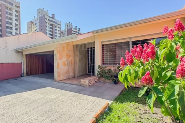 Foto do imóvel Casa para venda em Porto Alegre