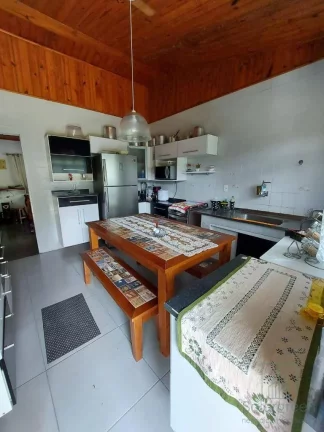 Imagem Chácara à Venda 3 Quartos e 4 Banheiros, 3200 m² P/R$ 670.000,00