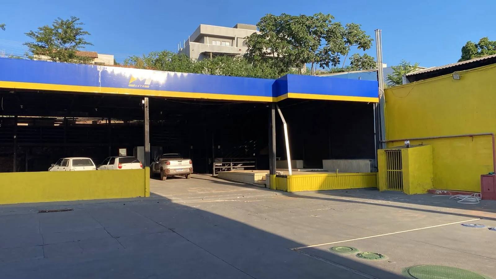 Foto do imóvel Barracão Comercial na Prainha Centro de Cuiabá em Rua Treze de Junho