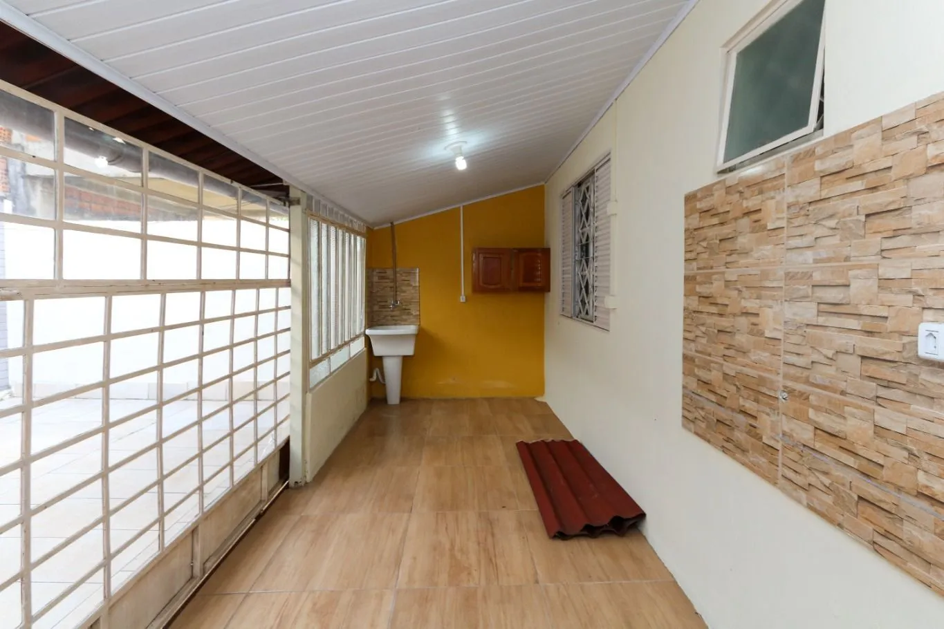 Imagem Casa aconchegante em condomínio com 2 dormitórios, no condomínio no Bairro Igara Canoas
