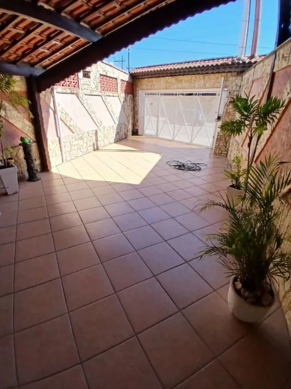 Imagem CASA COM 100,00 m² - MARACANÃ - PRAIA GRANDE SP