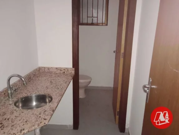 Imagem Sala comercial na Felipe Neri com área externa