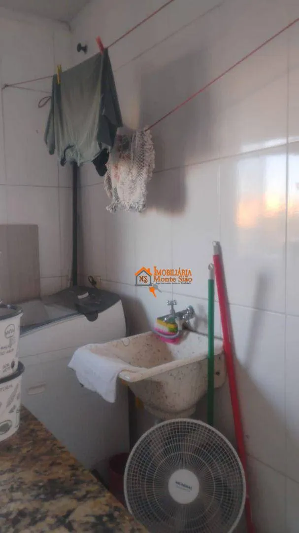 Imagem Apartamento com 2 dormitórios à venda, 69 m² por R$ 185.000,00 - Parque Continental - Guarulhos/SP