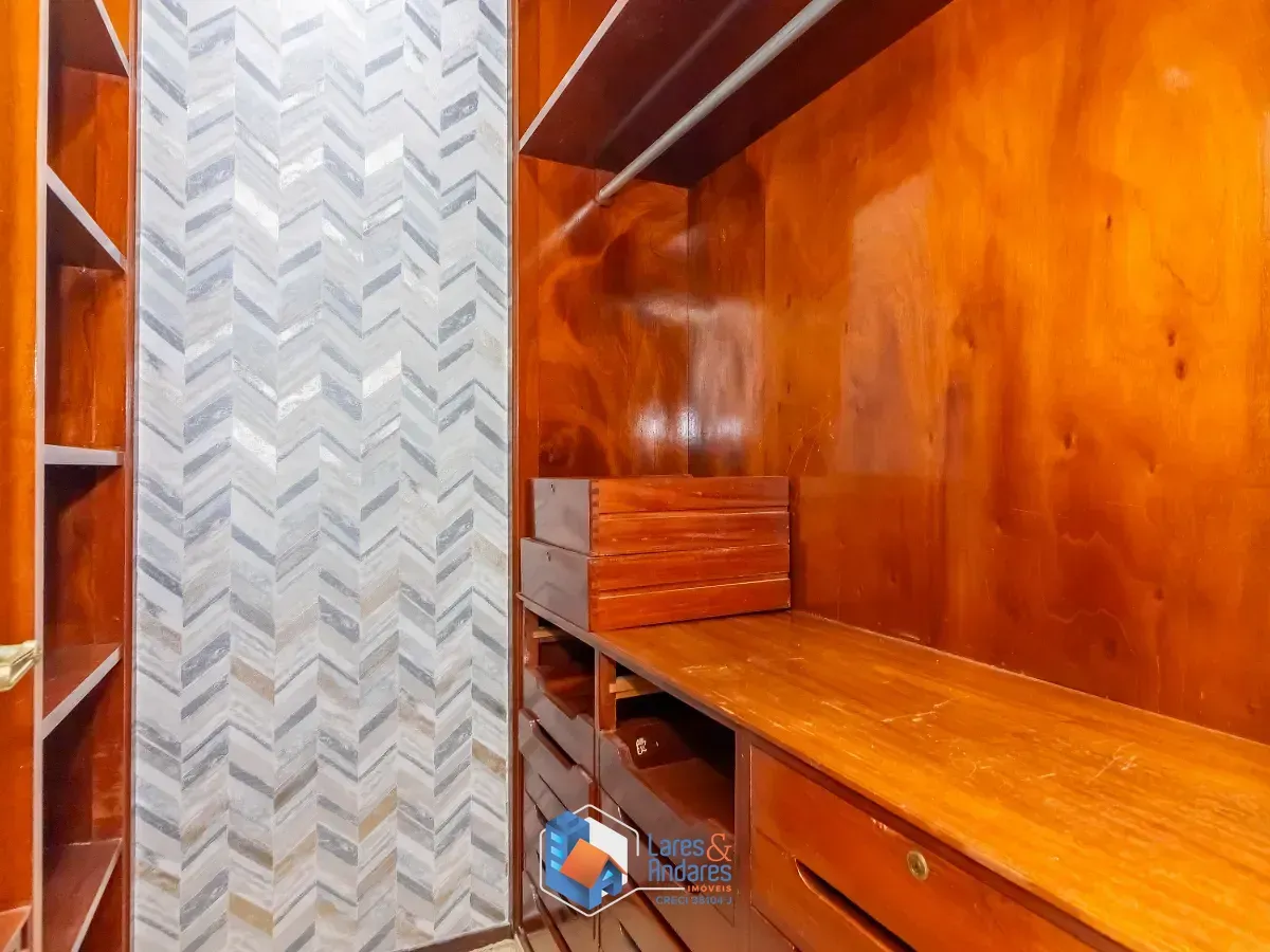 Imagem Casa para venda em Morumbi com 4 quartos, sendo 4 suítes, 720m²