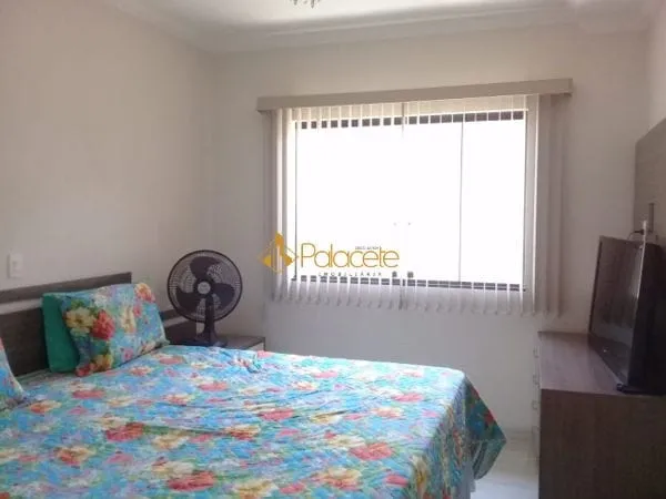 Imagem Casa à venda 3 Quartos, 1 Suite, 4 Vagas, 230M², Nossa Senhora do Perpétuo Socorro, Pindamonhangaba - SP