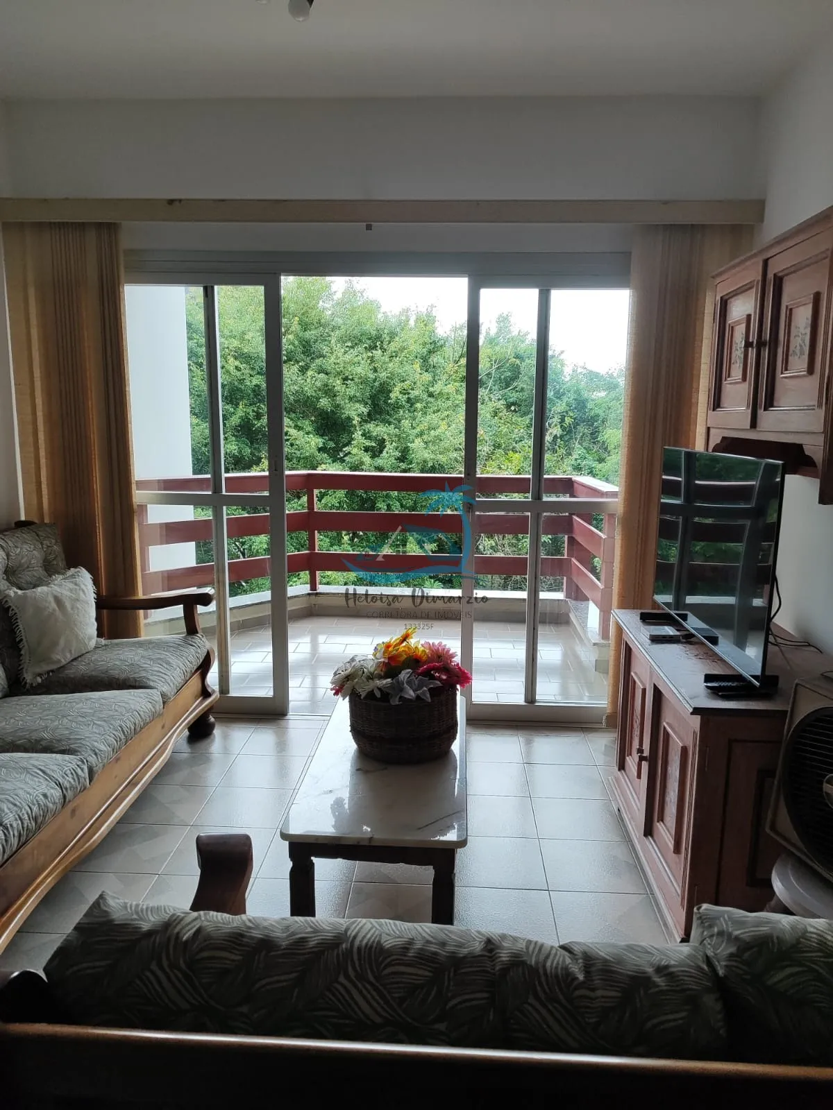 Imagem Apartamento com 3 dormitórios, mobiliado a venda, próximo a orla de Itaguá Ubatuba.