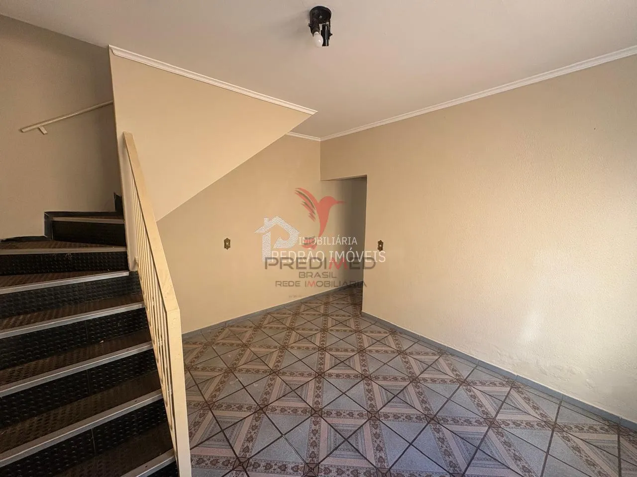 Imagem Sobrado de 2 quartos, 158m² no bairro Parque Residencial Elizabeth, em Lençóis Paulista
