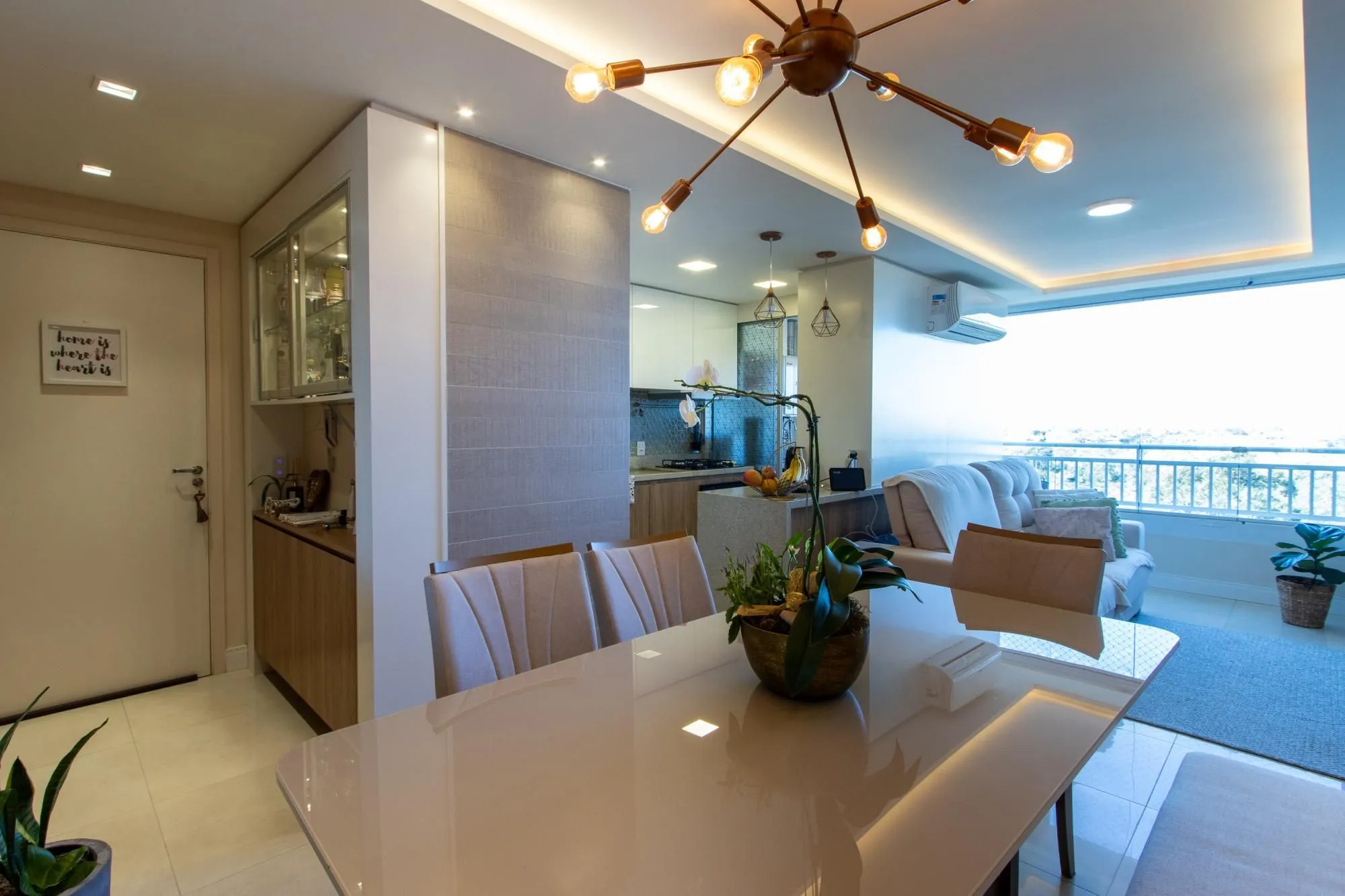 Imagem Apartamento com 2 quartos, 1 suíte
