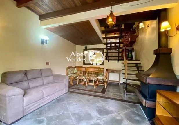 Imagem Vende-se casa geminada em Canela a cerca de 7 minutos da Catedral de Pedra