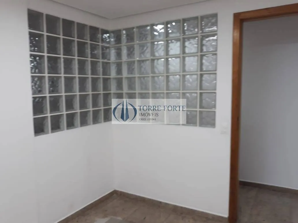 Foto do imóvel Sala comercial com 45 m² ótima localização a 650 m da estação Metrô Moema em Alameda dos Jurupis