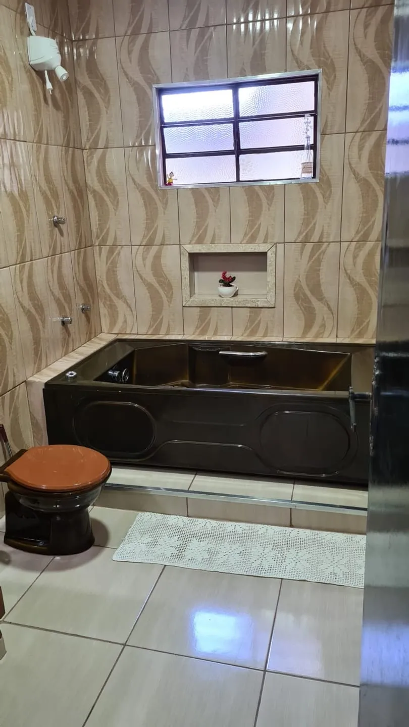 Imagem Casa à venda 3 Quartos, 1 Suite, 3 Vagas, 250M², Conjunto Habitacional Terra dos Ipês I (Norte), Pindamonhangaba - SP