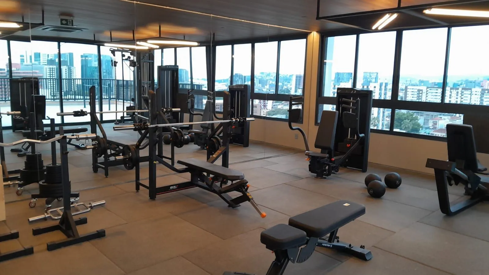 Imagem Apartamento novo,2 quartos,andar alto,box,na Cidade baixa e com Infra