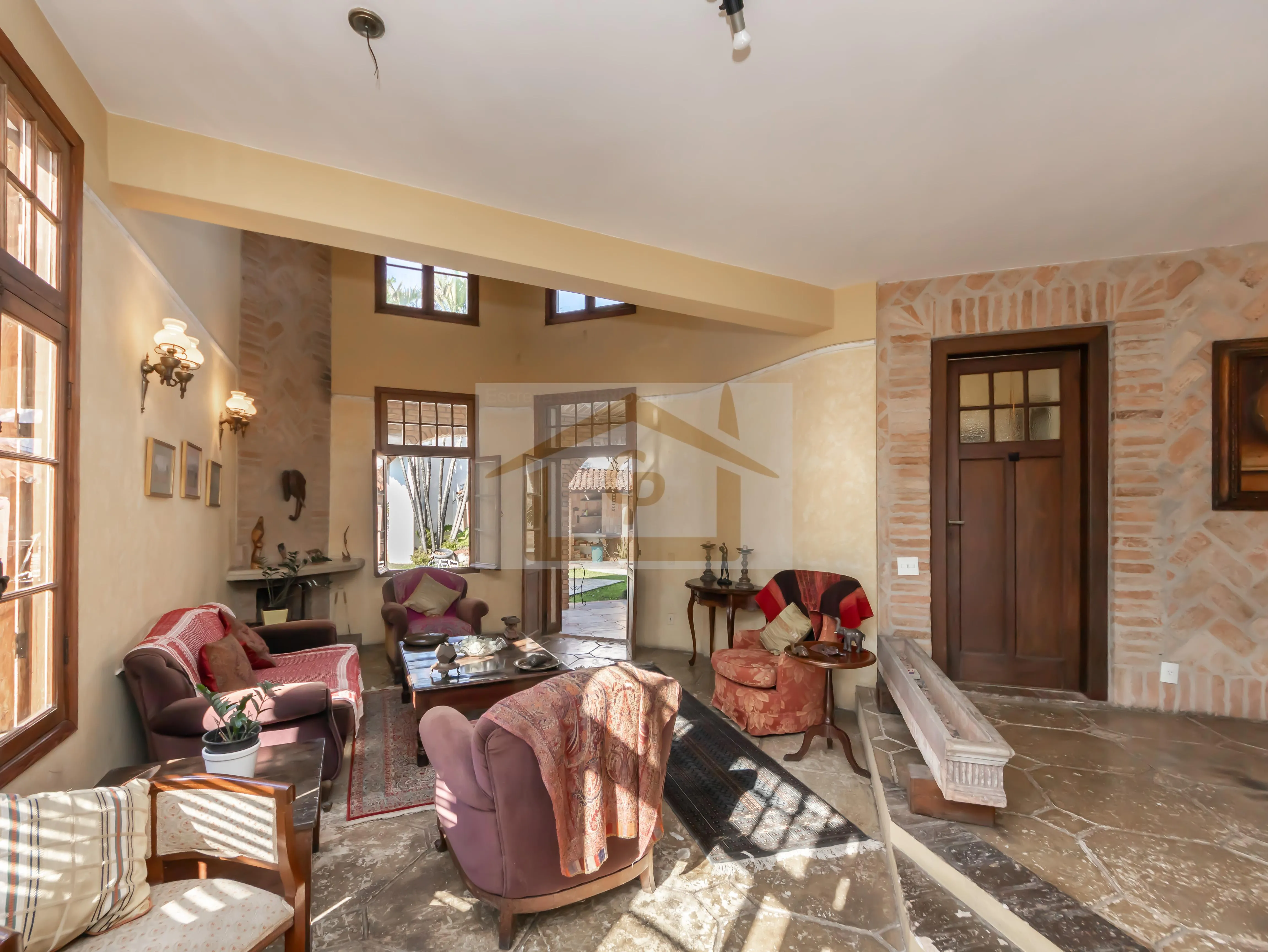 Foto do imóvel Casa inspirada na região Italiana da Toscana , 4 suítes *escritório, 2 vagas