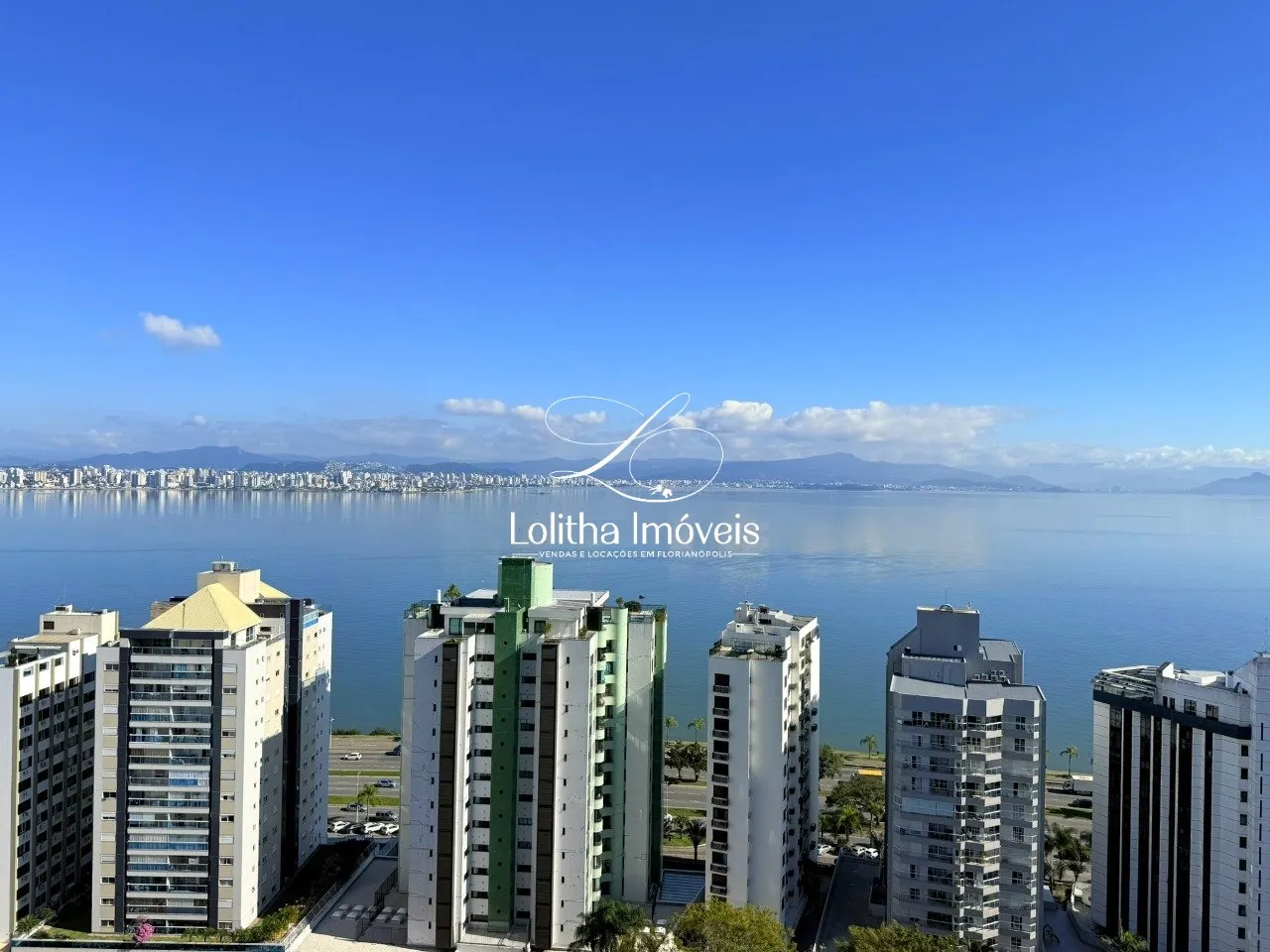 Imagem APARTAMENTO À VENDA COM 2 SUÍTES NA AGRONÔMICA, EM FLORIANÓPOLIS/SC